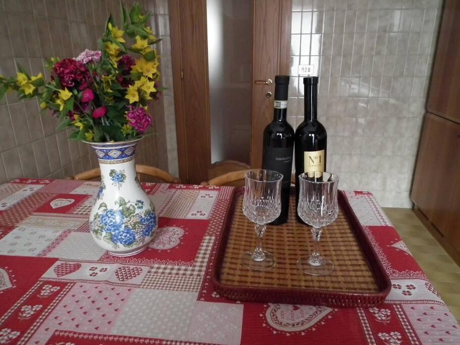La Casa Di Gio Apartman Tirano Kültér fotó