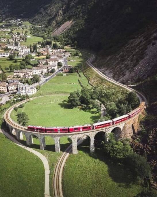 La Casa Di Gio Apartman Tirano Kültér fotó